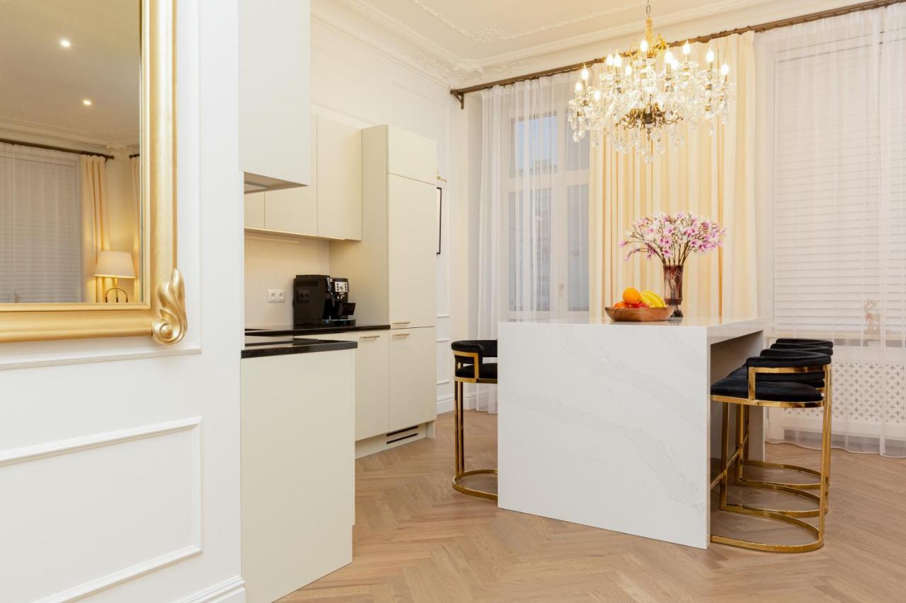 Royal Apartment Kopernika By Renters Prestige Warszawa Eksteriør bilde